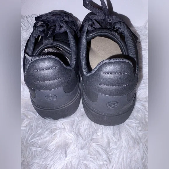 Lululemon Women's Cityverse Sneaker - Picture 7 of 10